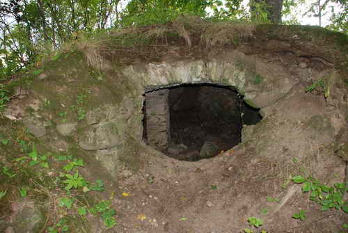 alte Schutzhöhle Schutzraum Litauen